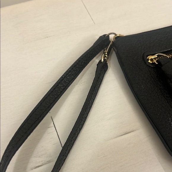 Kate Spade Black Tinie Chester Street Pebble Leather Wristlet - Picture 4 of 12